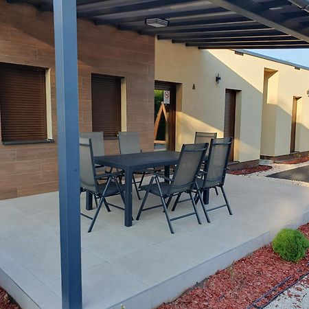 H&H Apartments Poroszló Екстериор снимка