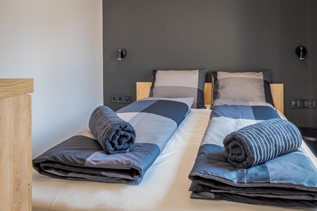 H&H Apartments Poroszló Екстериор снимка