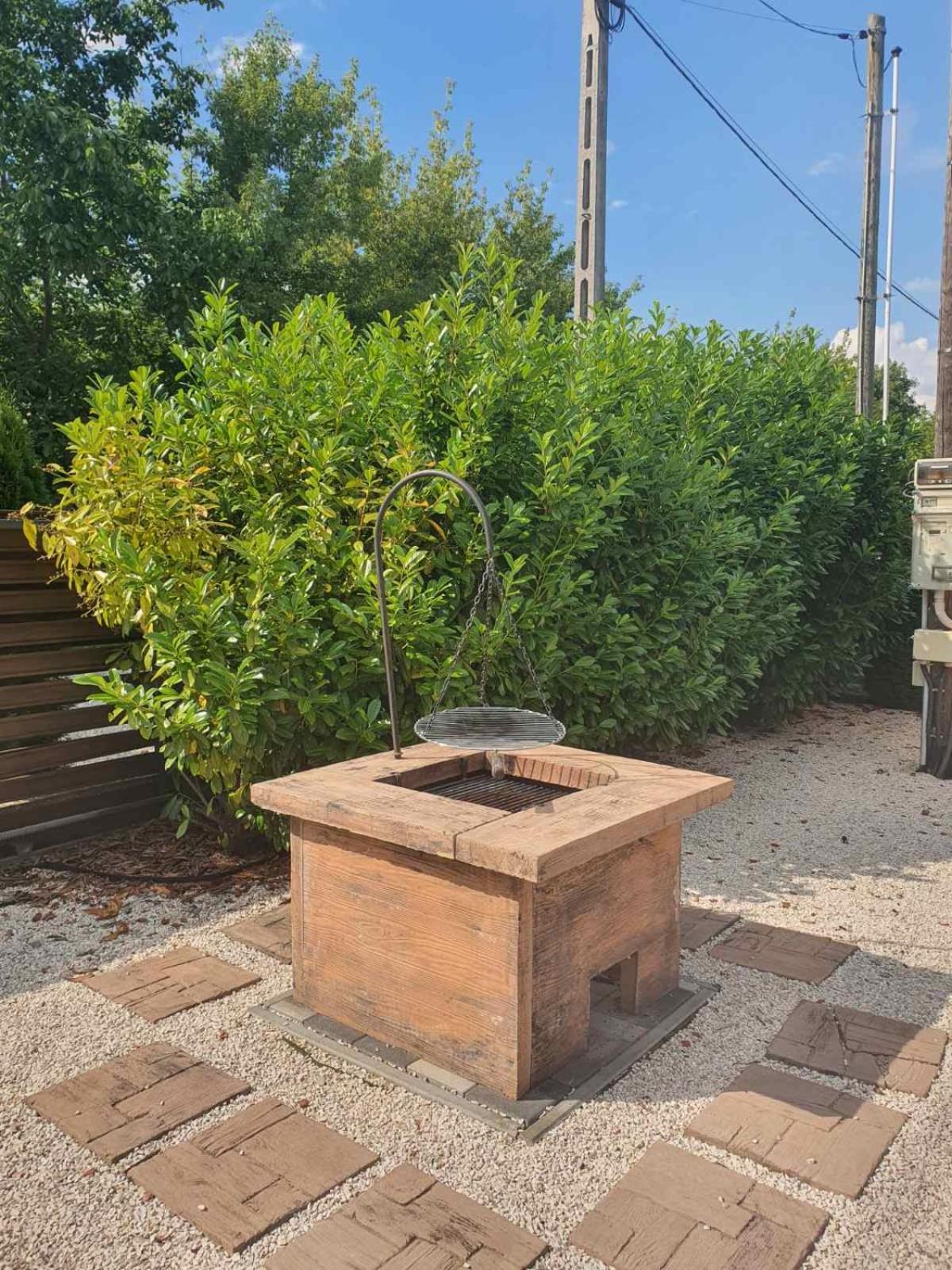 H&H Apartments Poroszló Екстериор снимка